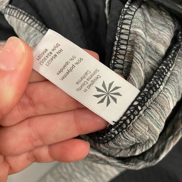 Athleta Snowscape Gray Quilted Half Zip Pullover Size XS Tall - Picture 9 of 15